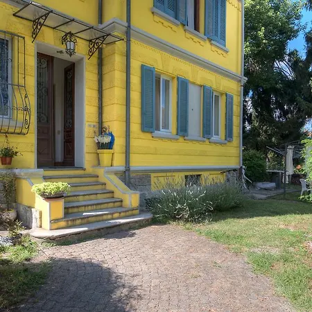 Проживание в семье Casa Yin E Yang *