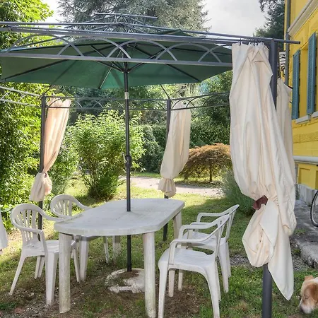 Проживание в семье Casa Yin E Yang Стреза